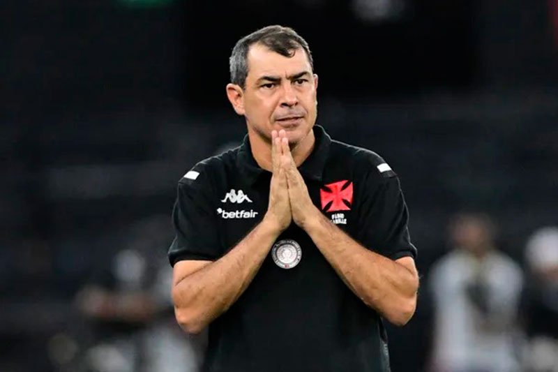 Fábio Carille pelo 1º jogo da semifinal do Carioca (Foto: André Durão) Fábio Carille é demitido do Vasco após derrota para o Cruzeiro