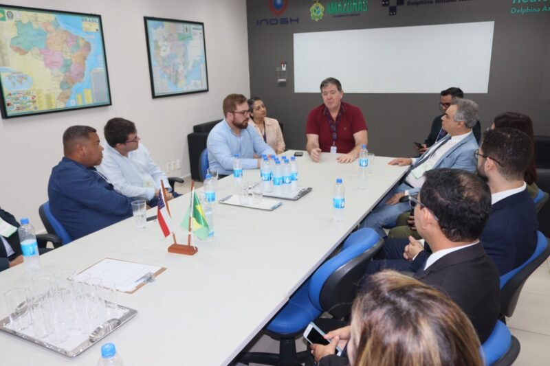 Foto: Divulgação TCE-AM conduz visita de Comitê do IRB a hospital de Manaus
