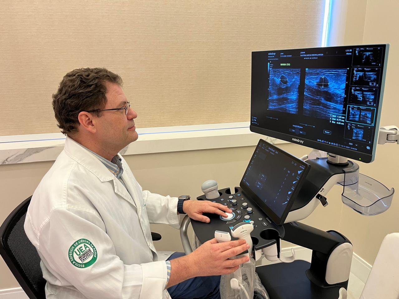 Câncer de tireoide é silencioso e a ultrassonografia é essencial no diagnóstico da doença, explica médico Câncer de tireoide é silencioso e a ultrassonografia é essencial no diagnóstico da doença, explica médico