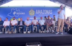 Deputado João Luiz participa, ao lado do governador Wilson Lima, da entrega de 369 viaturas para a capital e o interior do Amazonas