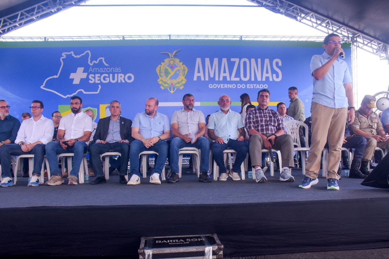 Deputado João Luiz participa, ao lado do governador Wilson Lima, da entrega de 369 viaturas para a capital e o interior do Amazonas Deputado João Luiz participa, ao lado do governador Wilson Lima, da entrega de 369 viaturas para a capital e o interior do Amazonas