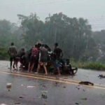 A colisão envolveu um carro e um caminhão (Foto: Reprodução)