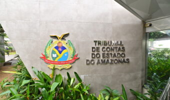 TCE-AM julga 75 processos em sessão do Tribunal Pleno