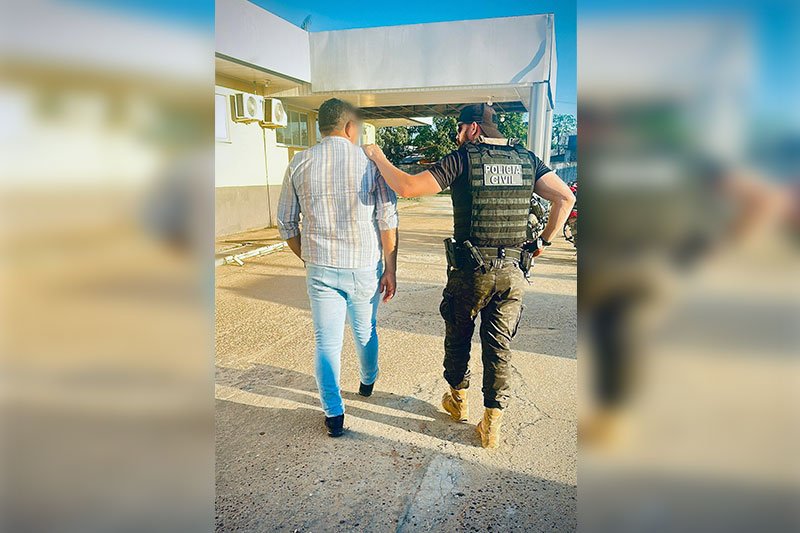 Ação policial (Foto: Divulgação/PC-AM) Vereador de Envira é preso por violência doméstica