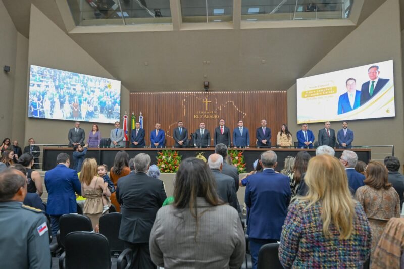 Homenagem ao ministro Mauro Campbell na Aleam (Foto: Chico Batata) Corregedor do TCE-AM prestigia homenagem a Mauro Campbell