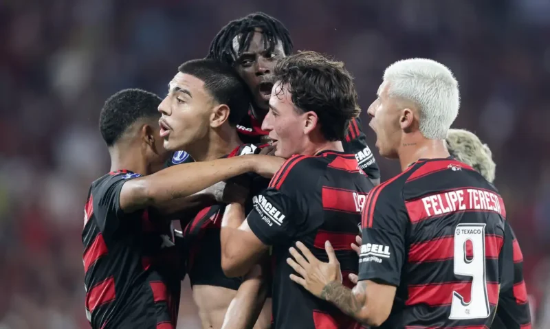 Flamengo bateu o Barcelona (Espanha) por 6 a 5 nos pênaltis (Foto: Gilvan de Souza/CRF) Em jogo repleto de emoção, Flamengo conquista Intercontinental Sub-20