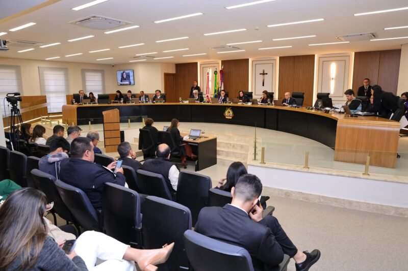 Ex-prefeito de Atalaia do Norte devolverá R$ 2,7 milhões, decide TCE-AM