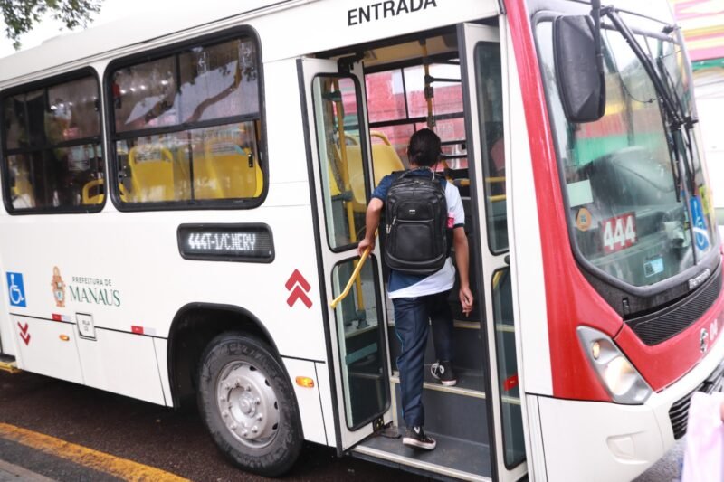 STF mantém Passe Livre para estudantes em Manaus