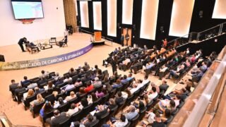 TCE-AM debate mercado de carbono e soluções para Amazônia