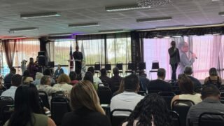 TCE-AM promove oficinas e participa do Fórum +Municípios