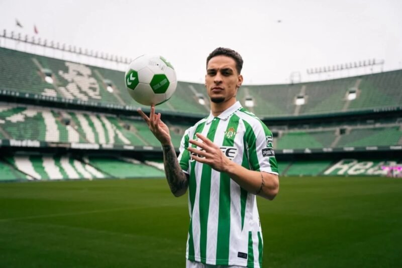 Real Betis acerta compra de Antony por 25 milhões de euros