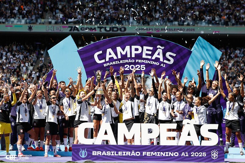 As Brabas conquistas o sétimo título do Brasileiro Feminino (Foto: Rafael Ribeiro/CBF) Corinthians conquista 7º título do Brasileirão Feminino