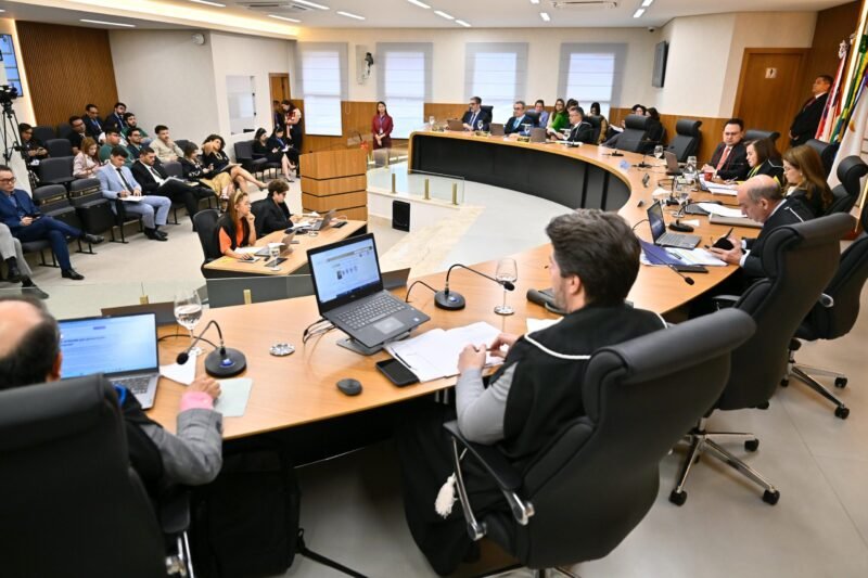 TCE-AM reprova contas e aplica multa de R$ 32,4 mil