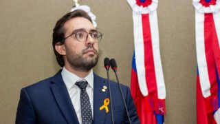 Deputado Thiago Abrahim destina emendas para educação, infraestrutura e assistência social de Maués  