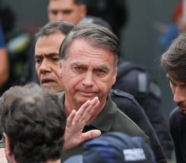 Alexandre de Moraes mantém Jair Bolsonaro preso (Foto: Fábio Rodrigues-Pozzebom/agência Brasil)
