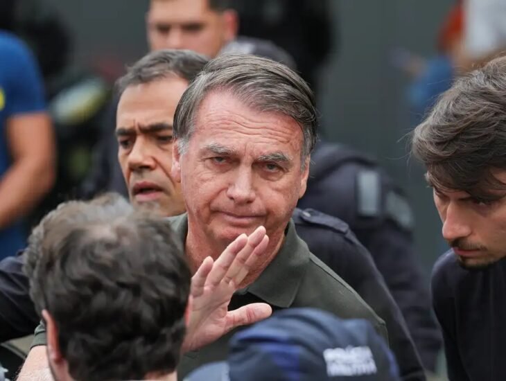 Alexandre de Moraes mantém Jair Bolsonaro preso (Foto: Fábio Rodrigues-Pozzebom/agência Brasil)