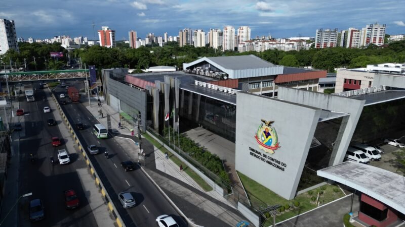Fachada do Tribunal de Contas do Amazonas (Foto: Joel Arthus / TCE-AM) TCE-AM abre inscrições para encontro sobre IA e controle público