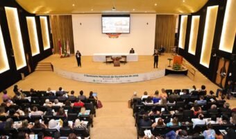 TCE-AM debate governança climática em seminário nacional