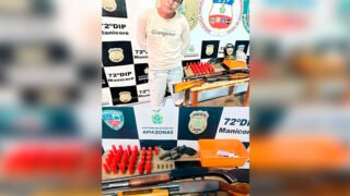 Armas apreendidas pela PM em Manicoré — Foto: Divulgação
