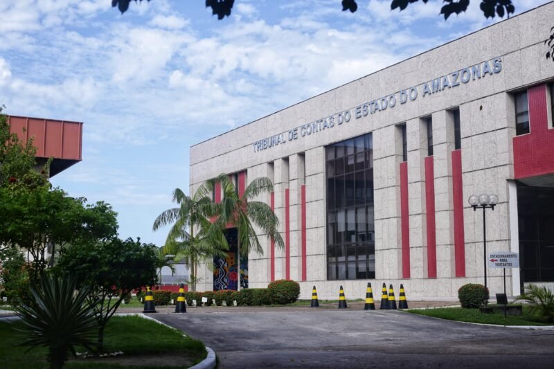 TCE-AM julga 157 processos na sessão desta terça (18)