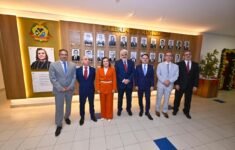 Galeria revitalizada resgata 75 anos de história do TCE-AM (Foto: Joel Arthus/DICOM TCE-AM)