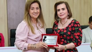 Presidente do TCE-AM recebe Prêmio “Mãos que Amparam”