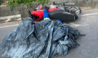 Motociclista morre após colisão com carreta no Distrito Industrial