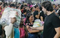 Deputado Thiago Abrahim reforça compromisso com Itapiranga e participa de ação do Natal Solidário