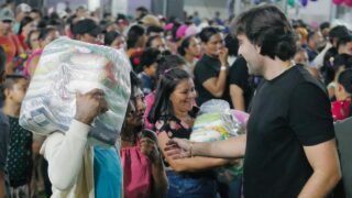 Deputado Thiago Abrahim reforça compromisso com Itapiranga e participa de ação do Natal Solidário