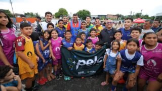 Pelci se destaca como política pública pioneira no Brasil ao oferecer aulas gratuitas de kart para crianças e adolescentes