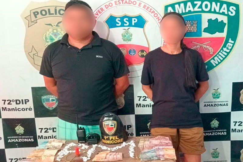 O casal foi preso por tráfico de drogas em Manicoré (Foto: Divulgação) PM prende trio por tráfico de drogas após denúncia em Manicoré