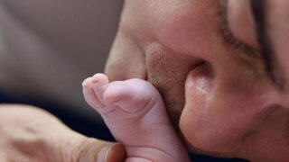 O prefeito de Manaus, David Almeida, anunciou o nascimento de seu filho, David Benedito (Foto: Instagram/David Almeida)