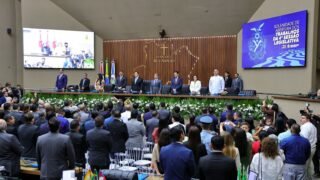 Corte de Contas prestigia abertura do ano legislativo na Aleam