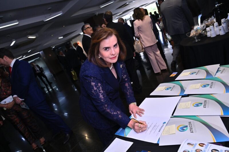 Yara Amazônia Lins (Foto: Joel Arthus/TCE-AM) Presidente do TCE-AM toma posse em nova diretoria da Atricon