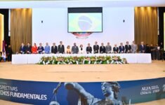 Seminário internacional no TCE-AM (Foto: Joel Arthus/DICOM TCE-AM)