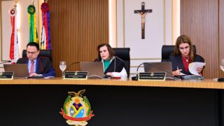 TCE-AM julga 87 processos em sessão nesta terça-feira (31)