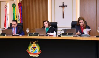 TCE-AM julga 87 processos em sessão nesta terça-feira (31)