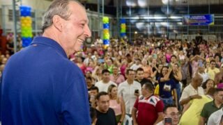 Omar lidera pesquisa no AM (Foto: Divulgação)