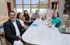 O encontro foi mediado pelo deputado estadual Wilker Barreto (Foto: Filipe Jazz/DICOM TCE-AM)