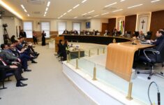 TCE-AM mantém multas contra gestores de três municípios