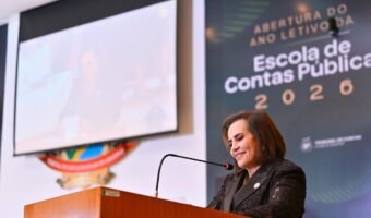 Yara Amazônia Lins, conselheira-presidente do TCE-AM (Foto: Joel Arthus/TCE-AM)