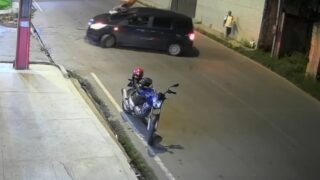 Motociclista sofre acidente e sai ileso em Manaus