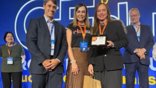 Pelo 3º ano consecutivo, escola de Manaus sobe ao pódio em premiação nacional