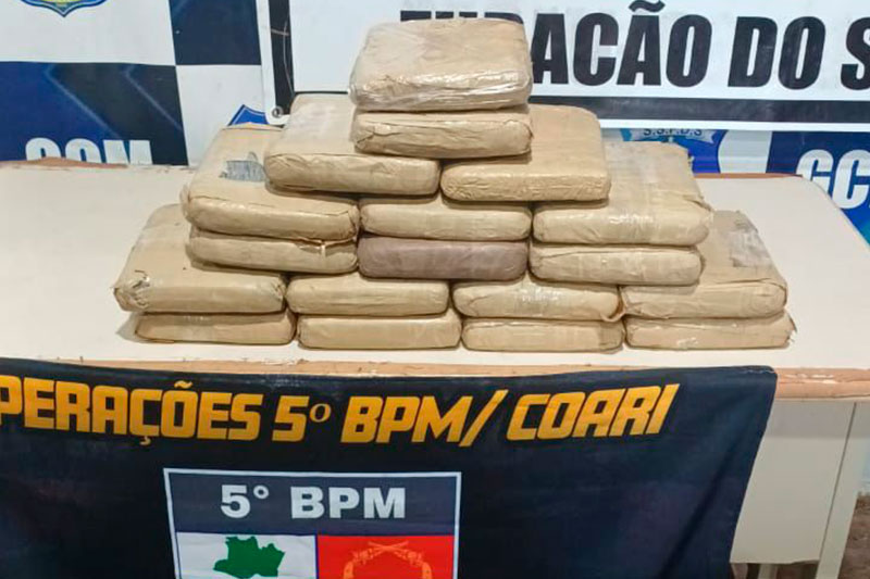 PM apreende 18 tabletes de skunk e prende duas em Coari