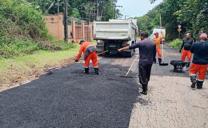 Prefeitura de Manaus revitaliza avenida na Ponta Negra