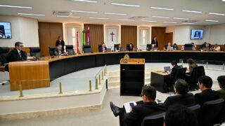 TCE-AM aplica multa por irregularidades (Foto: Joel Arthus/TCE-AM)