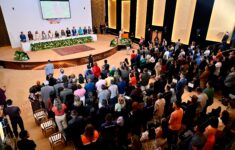 TCE-AM amplia programa educacional em 59 municípios