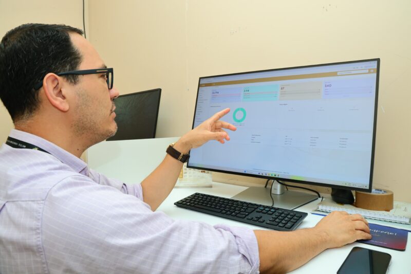 Nova versão do DEC entra em fase de adaptação no TCE-AM.
(Foto:
Filipe Jazz / TCE-AM) TCE-AM moderniza plataforma de comunicação processual