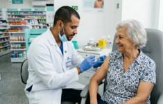 Dia da Imunização acende alerta para baixa cobertura vacinal contra gripe no Amazonas
