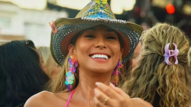 Lívia Andrade curte Ibiza após rumores de fim com Poatan